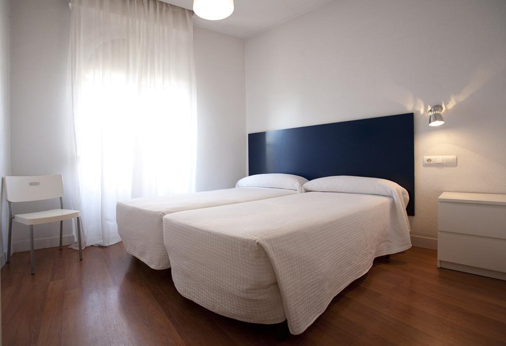 Hostal Santa Isabel Madrid Zimmer foto